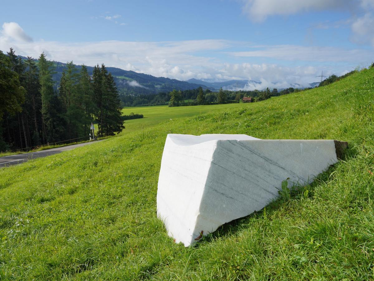 Bindestrich 21 Weg Grenzerhiasle 2 b